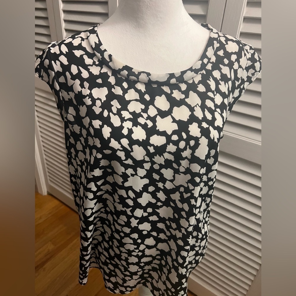 Banana Republic cap sleeve blouse size XS